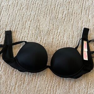PINK Victoria's Secret Black Bra